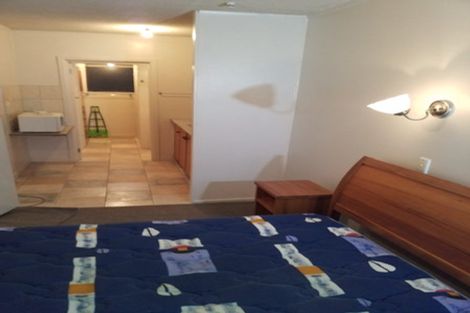 Photo of property in 135 Victoria Street, Cambridge, 3434