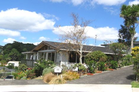Photo of property in 26 Macnay Way, Murrays Bay, Auckland, 0630