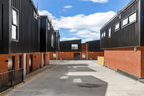 Photo of property in 24 Carnoustie Drive, Wattle Downs, Auckland, 2103