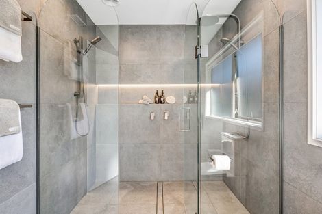 Photo of property in 18 Glengarry Avenue, Manly, Whangaparaoa, 0930