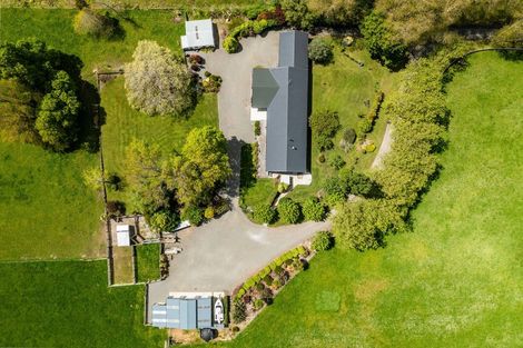 Photo of property in 74 Wanganui Road, Marton, 4788
