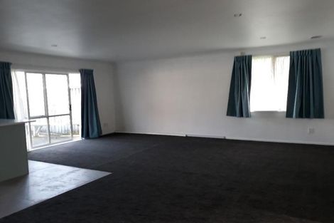 Photo of property in 4 Clover Drive, Henderson, Auckland, 0610