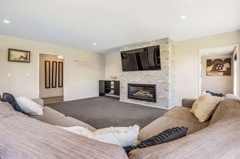 Photo of property in 14 Greenstone Street, Rolleston, 7614