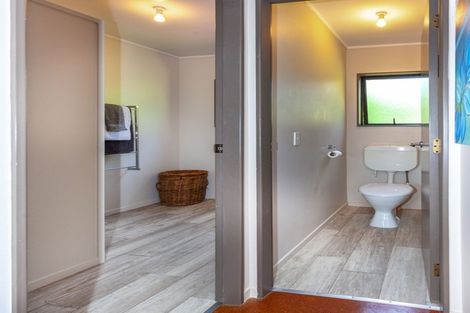 Photo of property in 103 Avalon Place, Whangamata, 3620