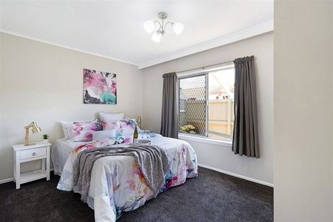 Photo of property in 5/94 Portage Road, New Lynn, Auckland, 0600