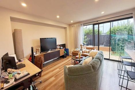 Photo of property in 5 Milenio Crescent, Windsor Park, 0632