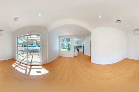 Photo of property in 69 Ranui Crescent, Khandallah, Wellington, 6035