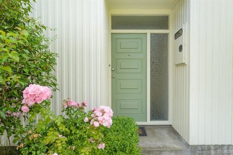 Photo of property in 36 Wanganui Road, Marton, 4710