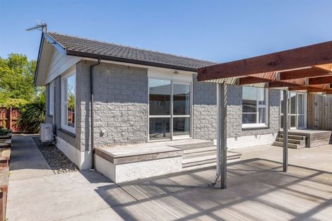 Photo of property in 7 Farnborough Street, Aranui, Christchurch, 8061