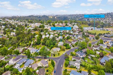 Photo of property in 20 Tamahere Drive, Glenfield, Auckland, 0629