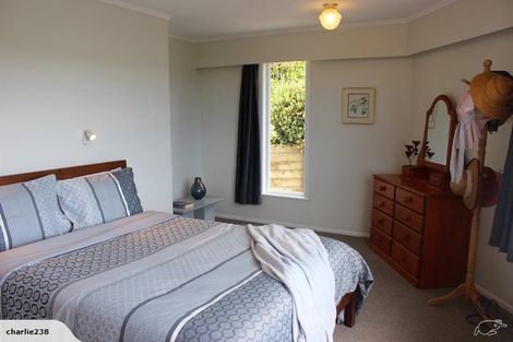 Photo of property in 8 Pine Road, Ngunguru, Whangarei, 0173