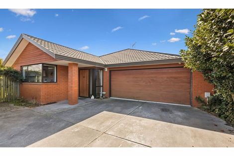 Photo of property in 22 Briarmont Street, Avondale, Christchurch, 8061