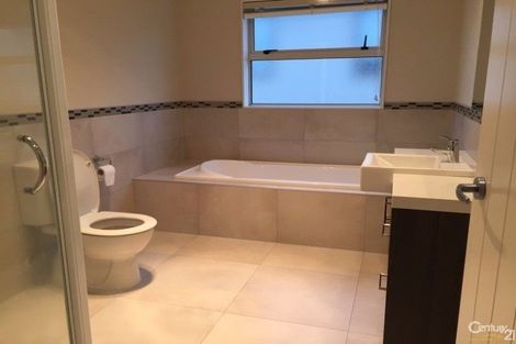 Photo of property in 22 Darion Drive, Flat Bush, Auckland, 2019