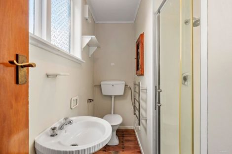 Photo of property in 3/8 Mataroa Avenue, Northland, Wellington, 6012