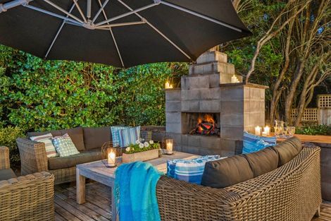 Photo of property in 12 Ridgewood Drive, Ridgewood, New Plymouth, 4371