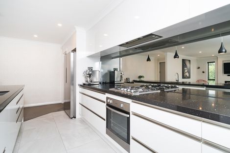 Photo of property in 6 Ngaio Street, West End, Palmerston North, 4412