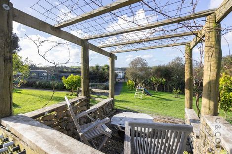 Photo of property in 93 Alf Access Road, Helensville, 0875