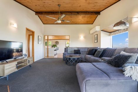 Photo of property in 49 Grand Vue Road, Kawaha Point, Rotorua, 3010