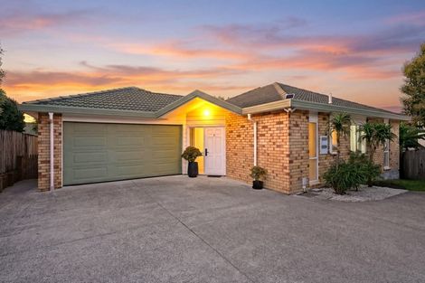 Photo of property in 9 Wattle Road, Sunnyvale, Auckland, 0612