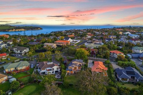 Photo of property in 19 D'urville Place, Gulf Harbour, Whangaparaoa, 0930