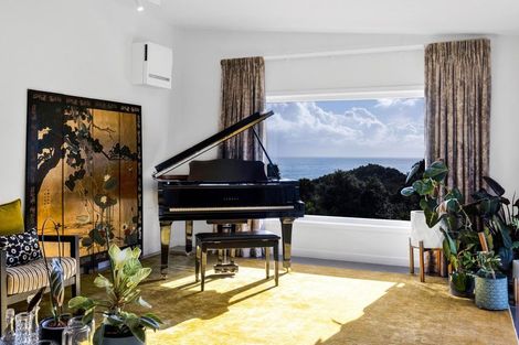 Photo of property in Tapuae, 21 Washer Road, Omata, New Plymouth, 4374