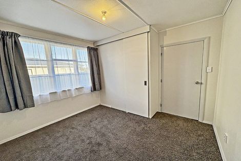 Photo of property in 240 Cornfoot Street, Castlecliff, Whanganui, 4501