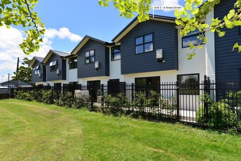 Photo of property in 5u6 Arawa Street, Frankton, Hamilton, 3204
