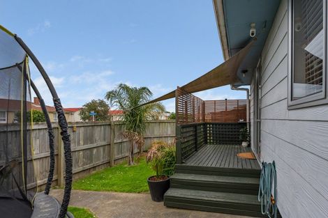 Photo of property in 28 Neal Crescent, Onekawa, Napier, 4110