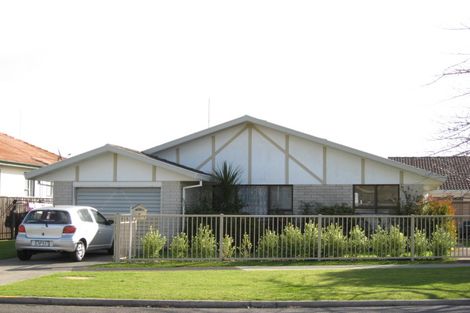 Photo of property in 4 Mcalister Street, Whakatane, 3120