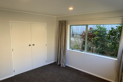 Photo of property in 16 Imelda Road, Te Atatu Peninsula, Auckland, 0610