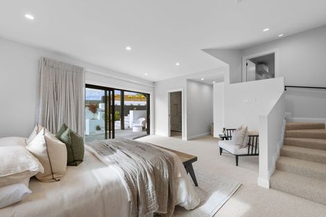 Photo of property in 66 Hackthorne Road, Cashmere, Christchurch, 8022