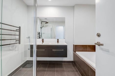 Photo of property in 4 Orca Drive, Stanmore Bay, Whangaparaoa, 0932