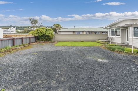 Photo of property in 21 Bradshaw Street, South Dunedin, Dunedin, 9012