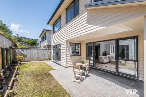 Photo of property in 28 Cheetwood Street, Churton Park, Wellington, 6037
