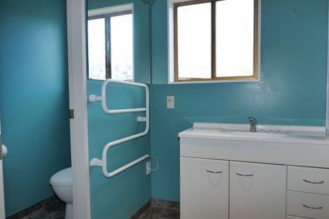 Photo of property in 2/10 Watson Drive, Paraparaumu Beach, Paraparaumu, 5032