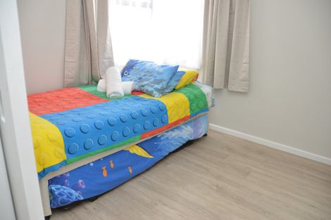 Photo of property in 26 Latham Avenue, Pakuranga, Auckland, 2010