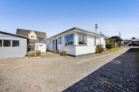 Photo of property in 36 High Street, Eltham, 4322