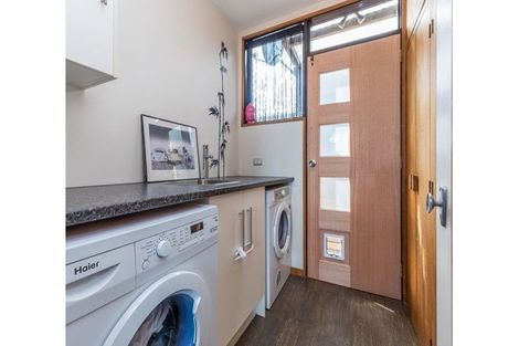 Photo of property in 35 Neptune Avenue, Beach Haven, Auckland, 0626