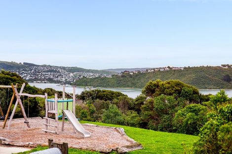 Photo of property in 10 Glengavel Grove, Papakowhai, Porirua, 5024