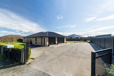 Photo of property in 65 Oteramika Road, Rockdale, Invercargill, 9812