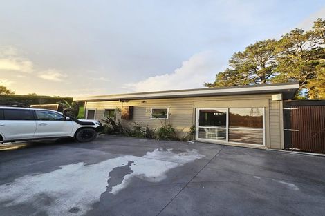 Photo of property in 73a Oraha Road, Kumeu, 0892