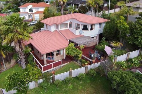 Photo of property in 45 Tenbless Court, Unsworth Heights, Auckland, 0632