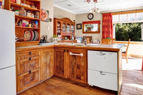 Photo of property in 30 Ariel Street, Stratford, 4332