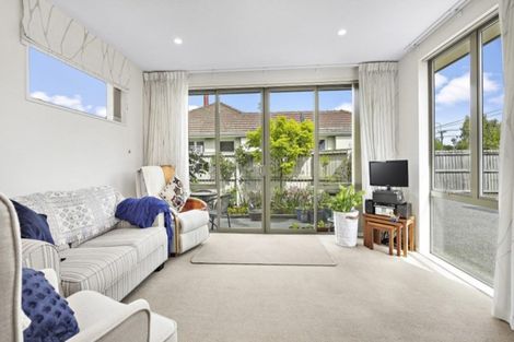 Photo of property in 2/173 Cashmere Road, Hoon Hay, Christchurch, 8025