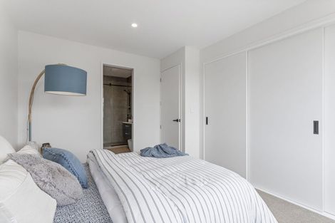 Photo of property in 1 Huljich Way, Hobsonville, Auckland, 0616