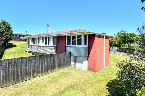 Photo of property in 27 Matai Street, Waiuku, 2123