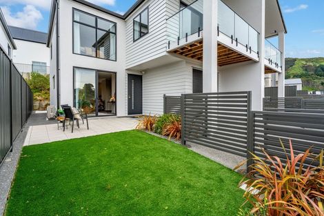 Photo of property in 5 Koreke Close, Kenepuru, Porirua, 5022