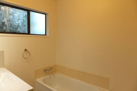 Photo of property in 2/14 Clementine Lane, Mount Pleasant, Christchurch, 8081