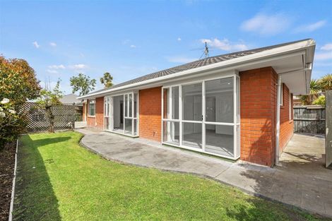 Photo of property in 51 Picton Avenue, Riccarton, Christchurch, 8011
