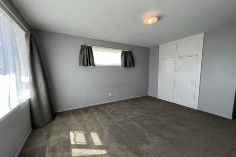 Photo of property in 8 Cob Crescent, Woolston, Christchurch, 8062